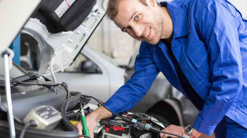 Curso gratuito Técnico Profesional en Climatización del Automóvil: Reparación y Mantenimiento de Aires Acondicionados (Online)