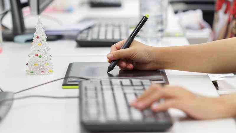 Curso gratuito Tutorial de Adobe Premiere y Adobe Photoshop