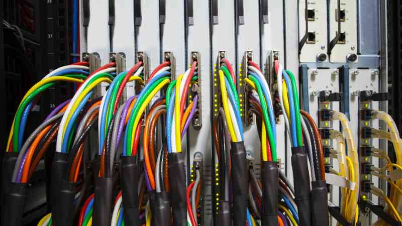 Curso gratuito Supervisar y Realizar el Mantenimiento de Redes Eléctricas de Baja Tensión (Online)