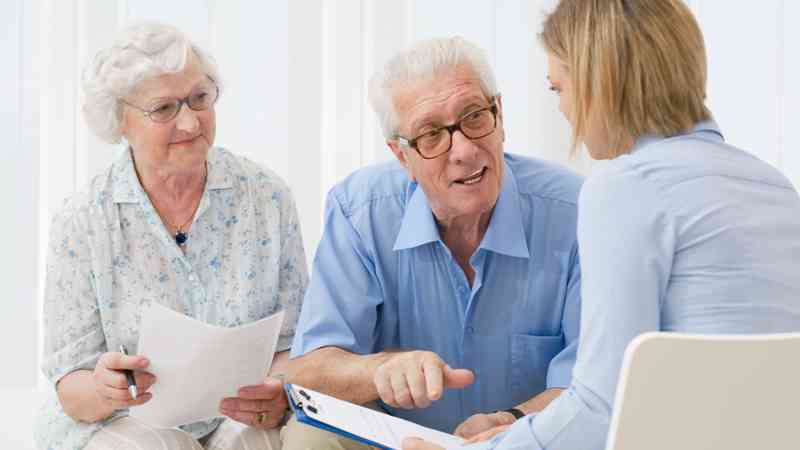 Curso gratuito Técnico Profesional en Programas de Intervención y Prevención en la Tercera Edad + Curso Práctico de Primeros Auxilios (Doble Titulacion + 4 Créditos ECTS)