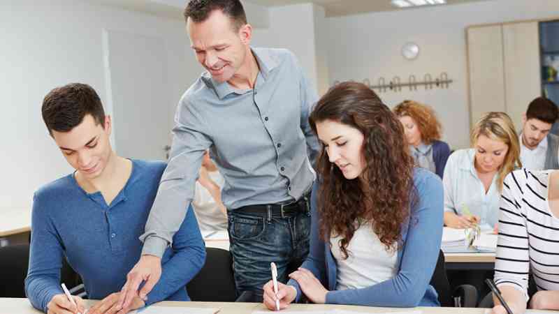 Curso gratuito Técnico de Empleo y Orientación Laboral: Agente Profesional de Empleo (Doble Titulación + 4 Créditos ECTS)