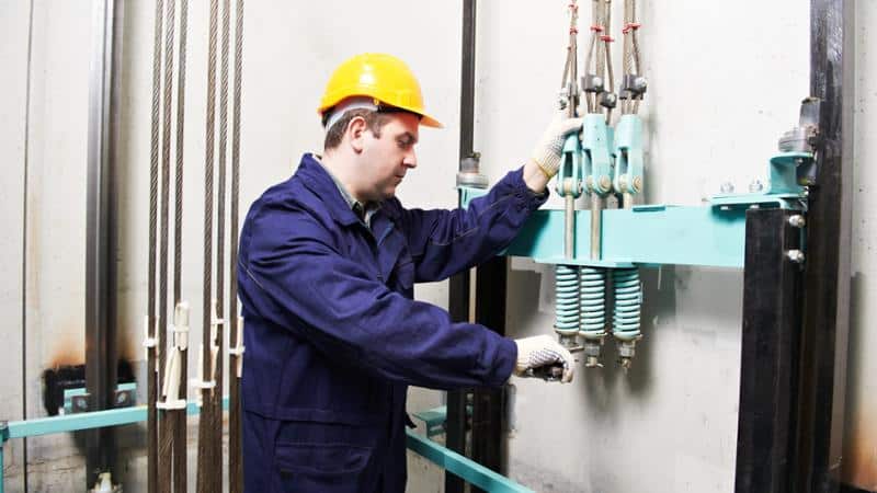 Curso gratuito Técnico en Prevención de Riesgos Laborales y Medioambientales en Instalación de Ascensores
