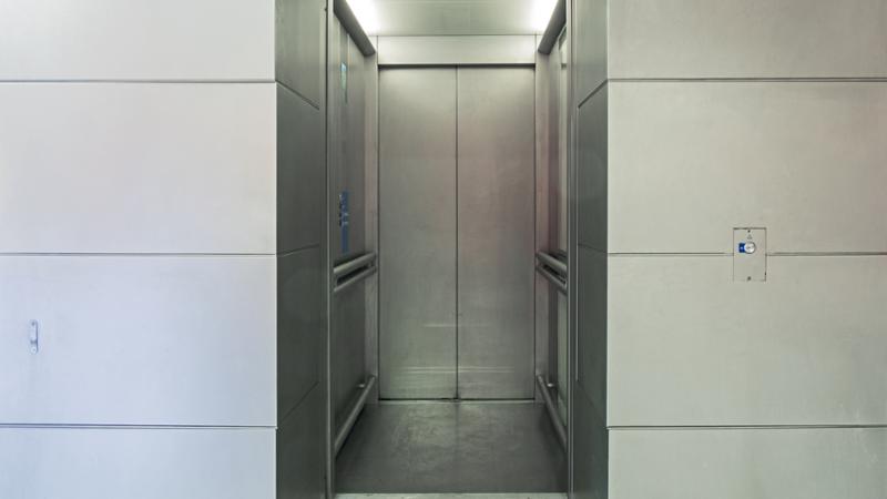 Curso gratuito Técnico en Prevención de Riesgos Laborales y Medioambientales para Operadores de Aparatos Elevadores